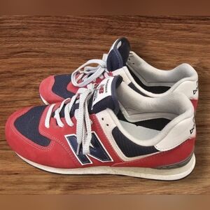New Balance Men's Size 11 574 Classic Sneakers Shoes  ML574EH2 Red
